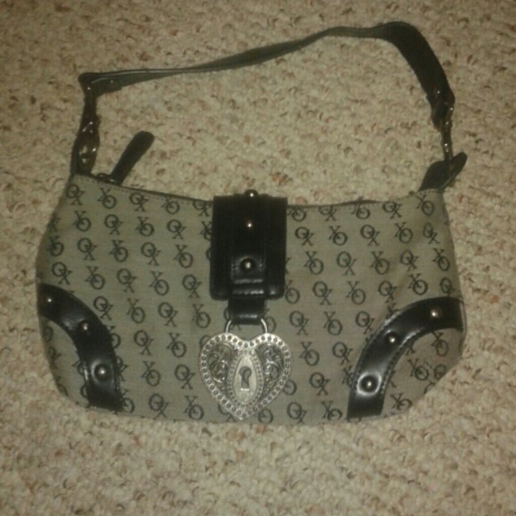 Feel free to negotiate price of 8 is too much - Picture 1 of 4