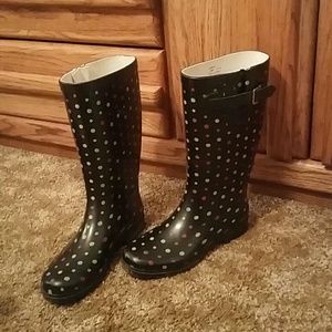 Rain boots