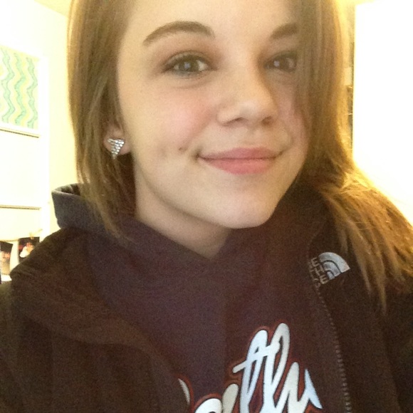 Meet your Posher, Mackenzie - Picture 1 of 1