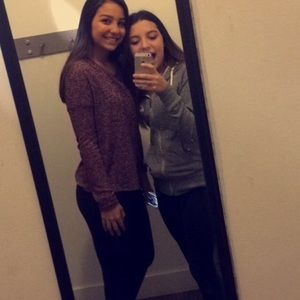 Meet your Posher, Adrianna