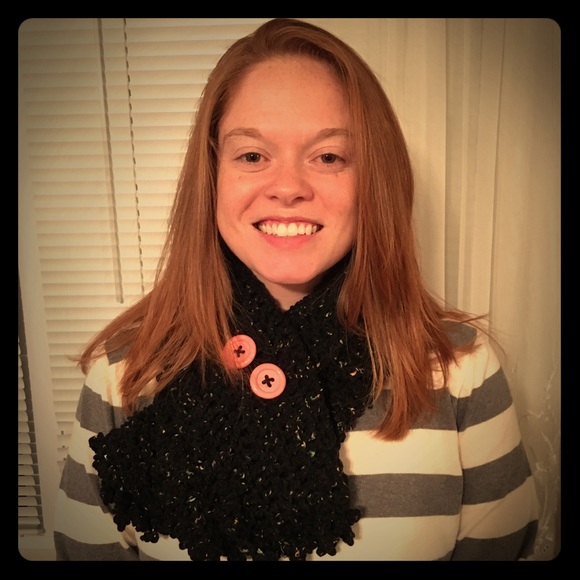 Handmade snap closure scarf