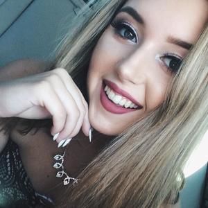 Meet your Posher, Ashley