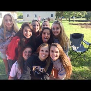 Meet your Posher, Hannah