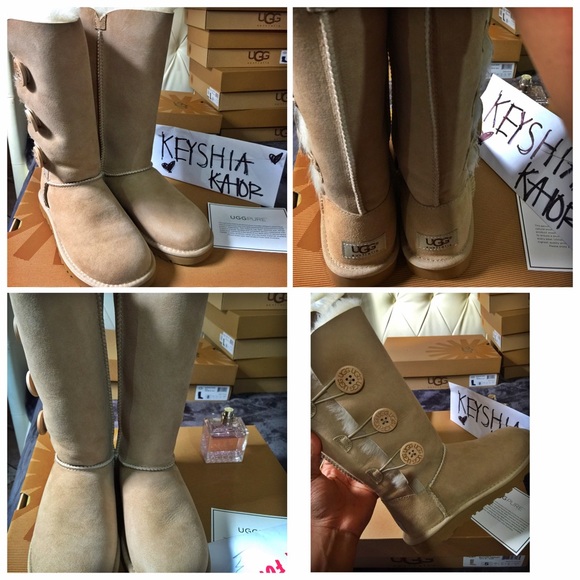 ❤️BAILEY BUTTON TALL ❤(SAND)️ BRAND NEW - Picture 1 of 3
