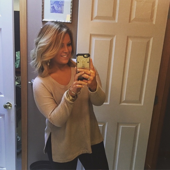 Meet your Posher, Nika