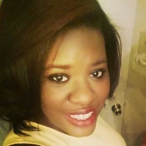 Meet your Posher, Jonia