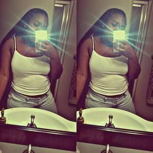 Meet your Posher, Mya