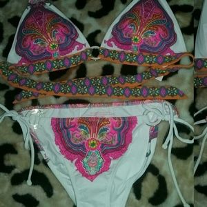 Victoriass secret bikini