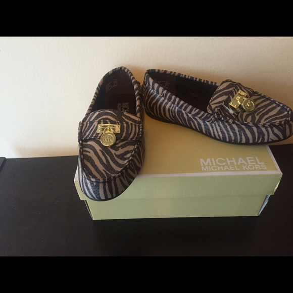 Brand New Never Worn Michael Kors Loafer - Picture 1 of 3