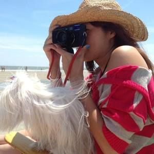 Meet your Posher, Heejin