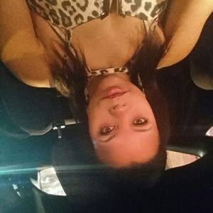 Meet your Posher, Pamela