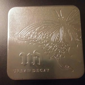 Urban decay eyeshadow palette