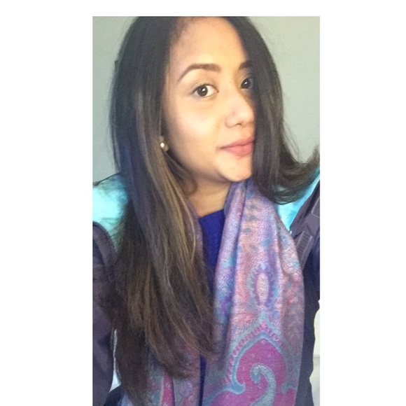 Meet your Posher, Ranya - Picture 2 of 2