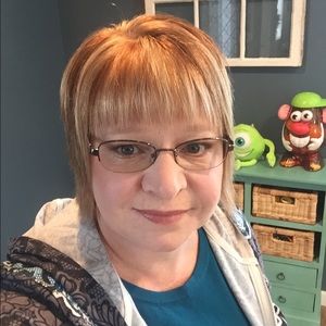 Meet your Posher, Shelly