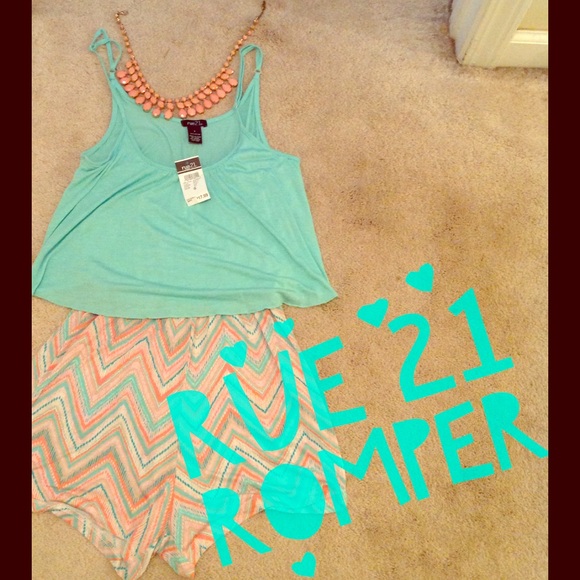 Rue21 Dresses & Skirts - Rue 21 Romper NWT size small