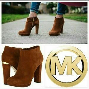Michael kors bootie