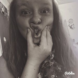 Meet your Posher, Miriam