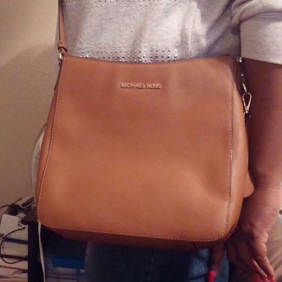 Additional pic of MK Crossbody