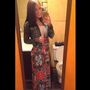 Meet your Posher, Liz