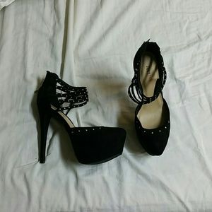 Just fab Black suede studded pumps