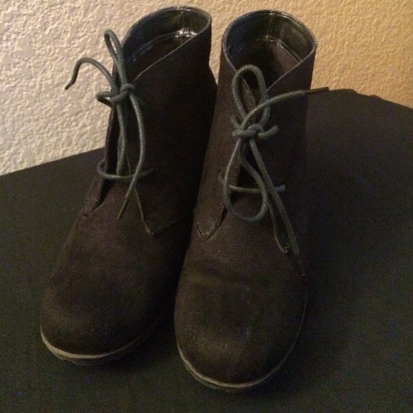 Merona Black Suede Wedge Boots