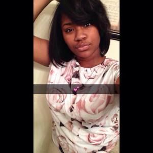 Meet your Posher, Janaya