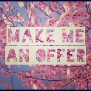 🎀Make Me An Offer!!🎀