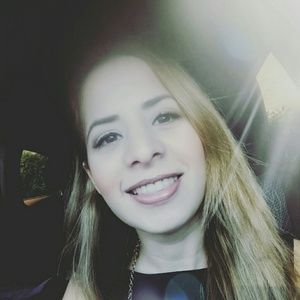 Meet your Posher, Iris