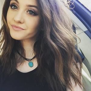 Meet your Posher, Nicolette