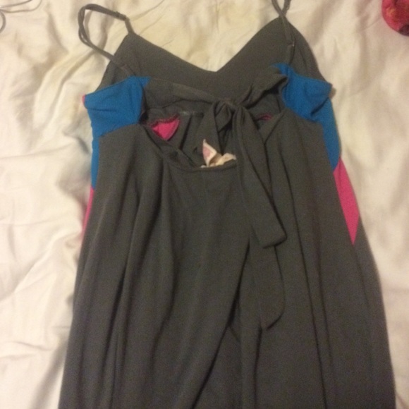 Very cute gray pink blue dress willing 2negotiate