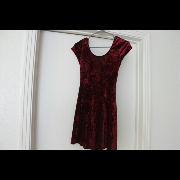 Funky Red Velvet Dress - Picture 3 of 4
