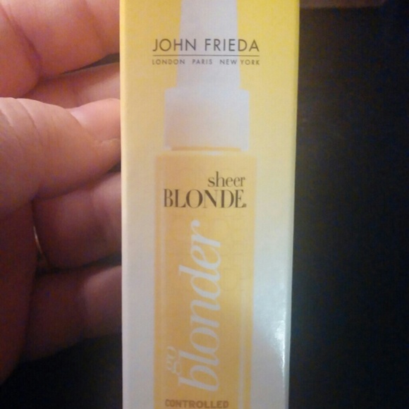 John Frieda Go blonder lightening spray