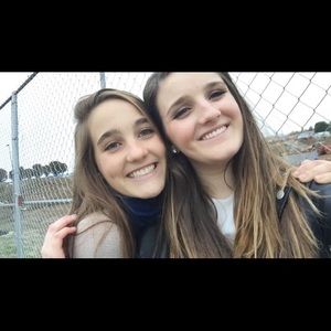 Meet your Posher, Abby