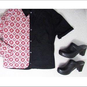 Black short sleeve button up shirt
