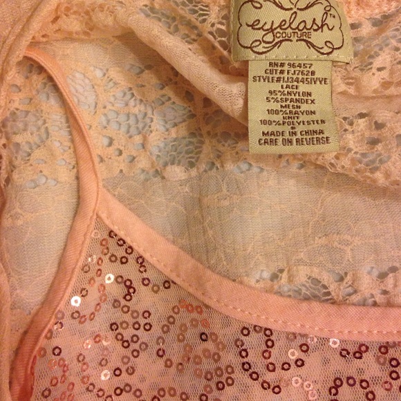 Light Pink sequin top - Picture 2 of 3