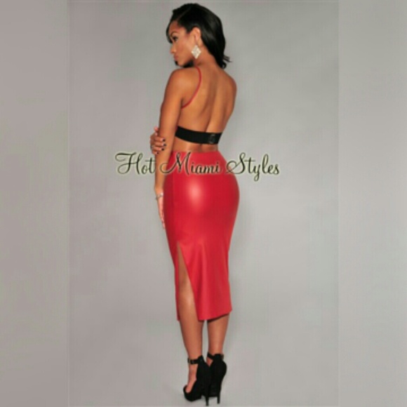 🚫SOLD🚫 Red Faux Leather Side Slit Two Piece Set - Picture 2 of 4