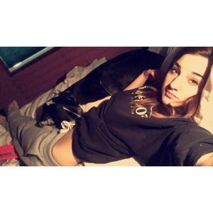 Meet your Posher, Kara