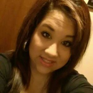 Meet your Posher, Velicia