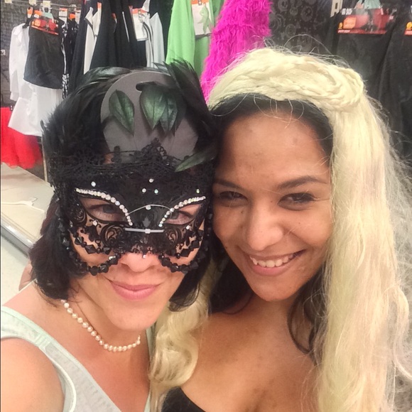 Meet your Posher, Jessica - Picture 6 of 7