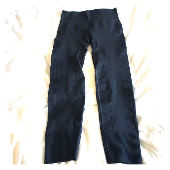Ebb To Street LuLuLemon Leggings