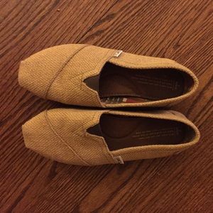 Burlap Toms