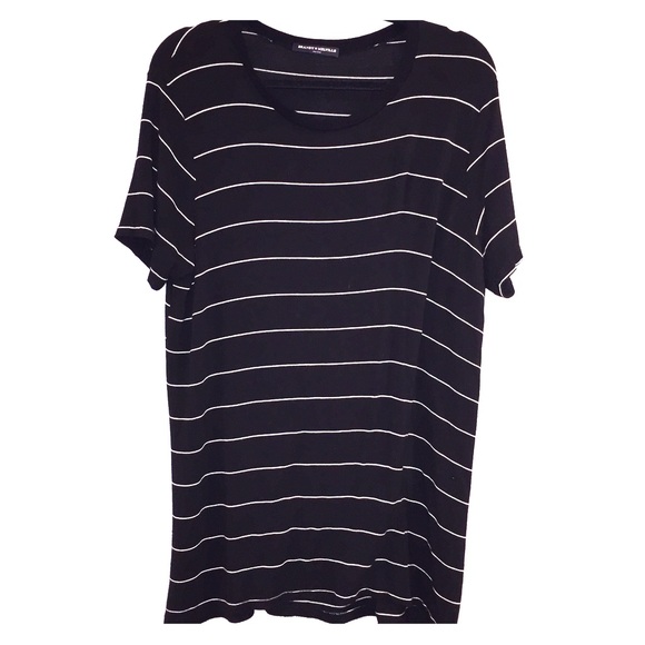 Brandy Melville T-Shirt Dress • Never Worn