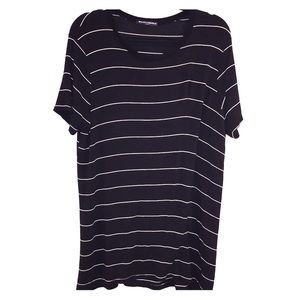 Brandy Melville T-Shirt Dress • Never Worn