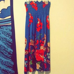 Strapless flowery dress