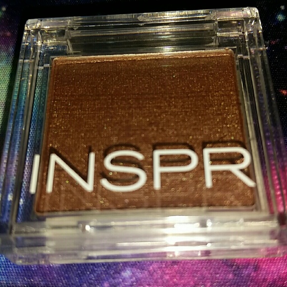 Eye shadow, brand new! - Picture 4 of 4