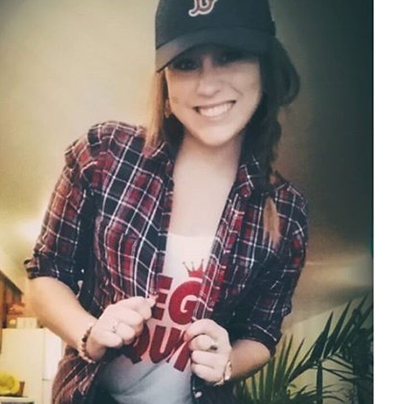 Meet your Posher, Shyanne - Picture 3 of 5