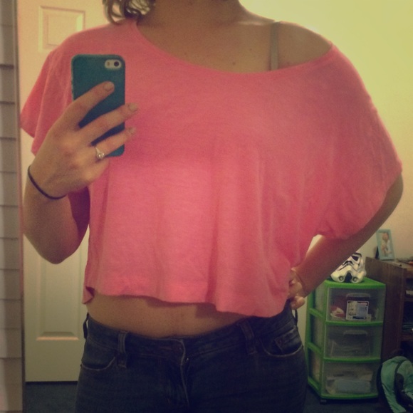 💛Victoria's Secret PINK off shoulder crop top💛