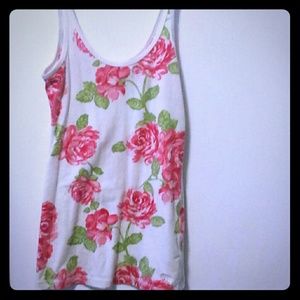 Cute Abercrombie Rose Tank