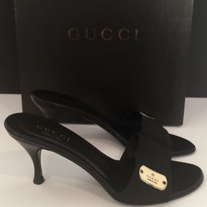 Authentic GUCCI Black Canvas Sandals