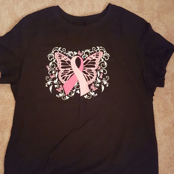 *Price reduction* Never worn breast cancer t-shirt